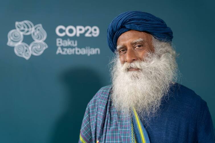 Azerbaijan Sadhguru Isha yoga Event Climate Change அசர்பைஜானில் சத்குருவிற்கு ராஜ மரியாதை!