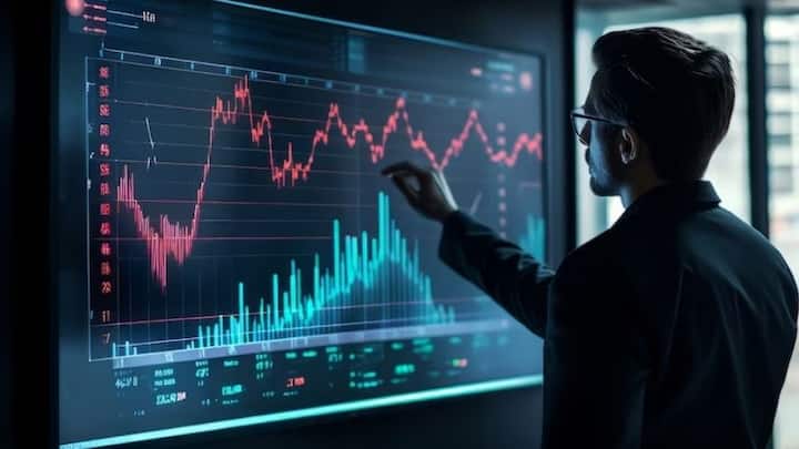 প্রতিবার স্টক কেনার সময় কিছু ট্রানসাকশান কস্ট লাগে, ব্রোকারেজ ফি লাগে এগুলি না হিসেব করে রাখলে মুনাফা তুলতে অসুবিধে হবে।