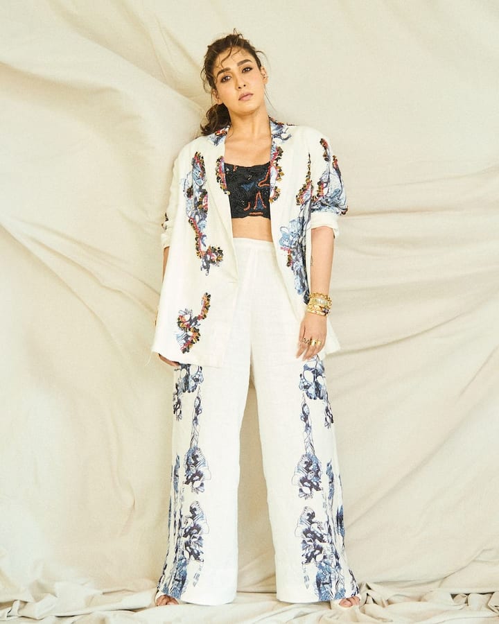 Recently, she treated fans with pictures from her photoshoot where she sported a printed pant suit.