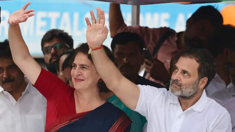 Wayanad Bypolls Rahul Gandhi Calls For Wayanadinte Priyankari Priyanka Says Let's Build A Future Together Wayanad Bypolls: Rahul Gandhi Calls For 'Wayanadinte Priyankari'; Priyanka Says, 'Let's Build A Future Together'