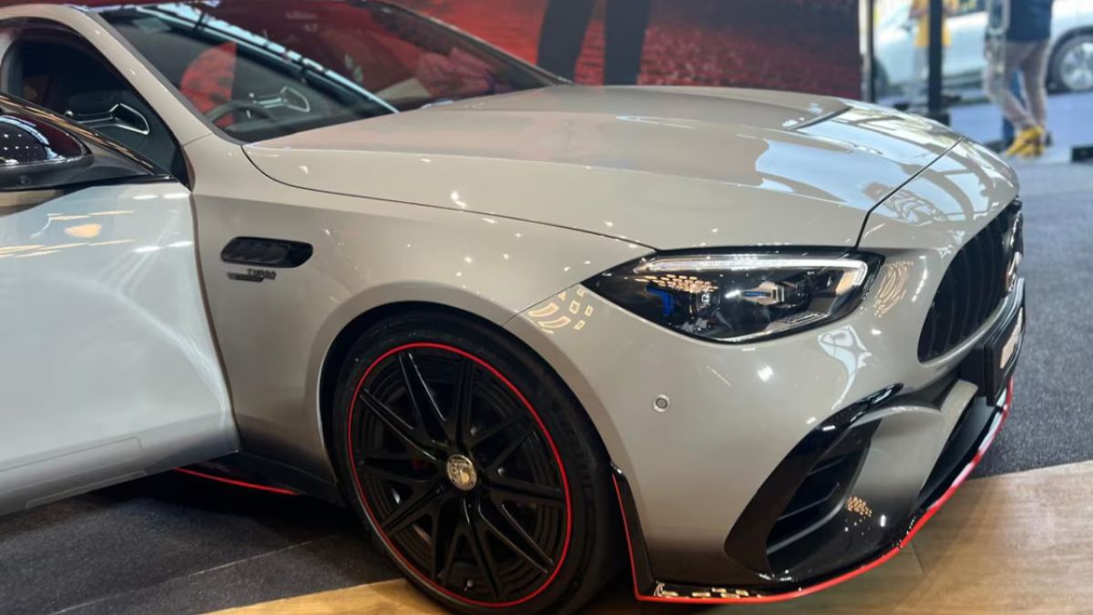 Mercedes AMG C 63 SE: தொழில்நுட்ப அம்சங்களால் நிரம்பி வழியும் மெர்சிடஸ் AMG C 63 SE - அசுர வேகம், அசத்தும் செயல்திறன்