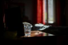 Water At Night: रात्री झोपण्यापूर्वी एक ग्लास पाणी का प्यावे? जाणून घ्या त्याचे जबरदस्त फायदे