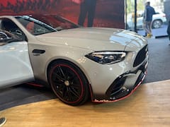 Mercedes की नई कार में क्या है खास? इस गाड़ी की कीमत में खरीद लेंगे 20 शानदार कारें, देखें तस्वीरें