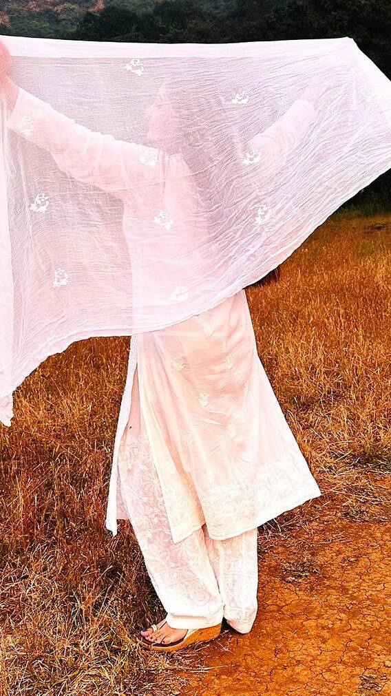 90S की टॉप एक्ट्रेस, एक विवाद ने किया करियर खत्म, ऑफर होने लगी B-Grade फिल्में