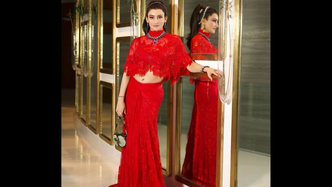 Shalini Passis 3 Ingredient Detox Water For Glowing Skin Try It Now Shalini Passi’s 3-Ingredient Detox Water For Glowing Skin - Try It Now!