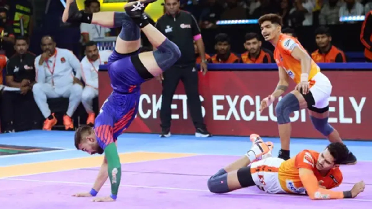 PKL Season 11: Dabang Delhi K.C.'s Star Raider Forces Thrilling Tie Against Reigning Champions