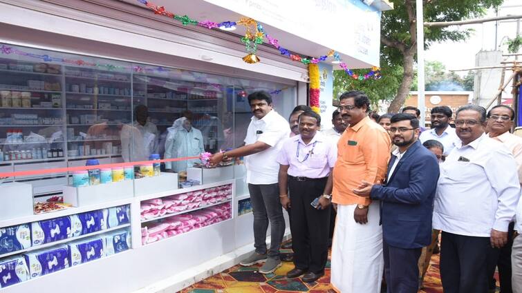 Thanjavur news affordable medical shop opened at Tanjore Railway Station tnn அட்ரா சக்க... ரயில் பயணிகளுக்கு இப்படி ஒரு ஏற்பாடா? செமப்பா