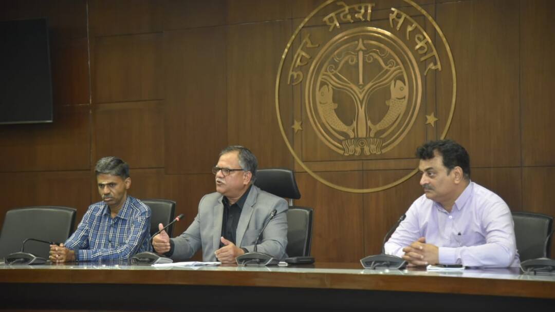 गंगा का पानी हो रहा दूषित, NGT की जांच को लेकर जानिए क्या बोले मुख्य सचिव मनोज कुमार सिंह UP NGT investigation Ganga water is continuously getting polluted know Chief Secretary Manoj Kumar Singh said गंगा का पानी हो रहा दूषित, NGT की जांच को लेकर जानिए क्या बोले मुख्य सचिव मनोज कुमार सिंह