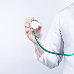 कर्करोगाचा पराभव आता चौथ्या आणि शेवटच्या स्टेजवर करणं कसं शक्य झालं? यावर आरोग्य तज्ज्ञांचं म्हणणं काय?