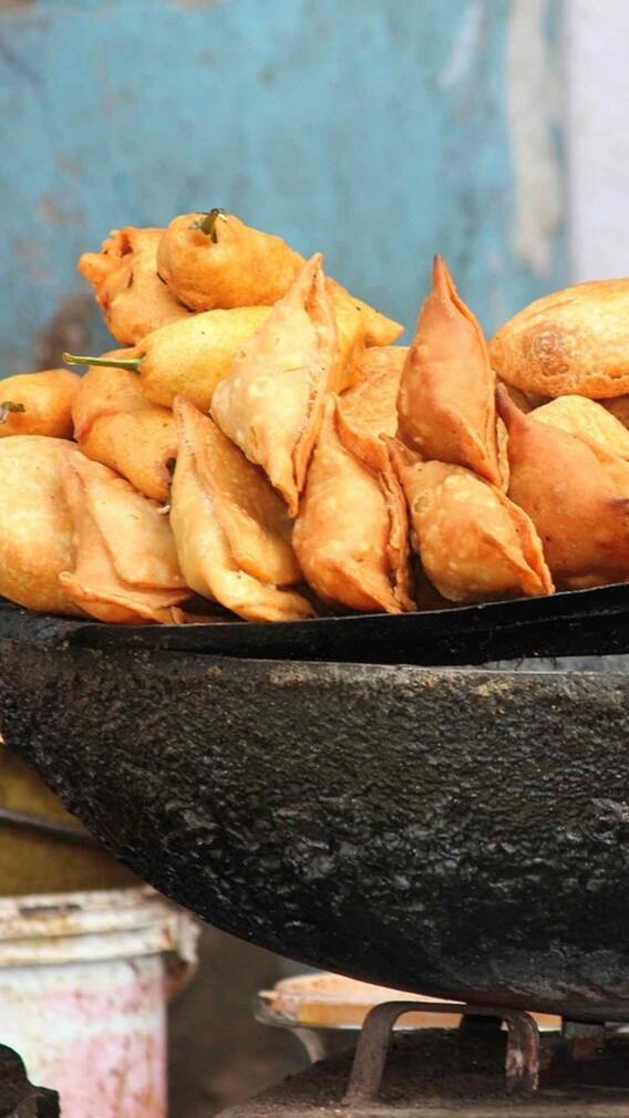 ਘਰ 'ਚ ਇਦਾਂ ਬਣਾਓ ਹਲਵਾਈ ਤੋਂ ਵੀ ਸੁਆਦ ਸਮੋਸੇ