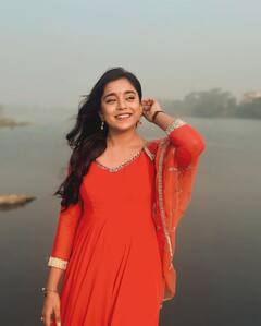 कभी सांवला रंग बना रिजेक्शन की वजह, फिर 19 साल की उम्र में बनीं टीवी की टॉप एक्ट्रेस, पहचाना?