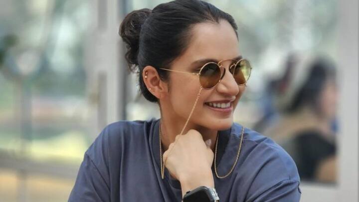 सानिया और भज्जी के लिए दुबई में एक खास कार्यक्रम आयोजित किया गया. यहां दुबई के कई अधिकारी भी मौजूद रहे.