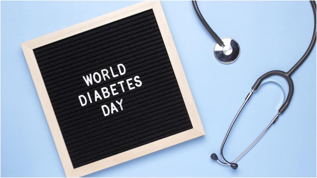 World Diabetes Day 2024 : మధుమేహం వచ్చే ప్రమాదం వారికే ఎక్కువ.. రాకుండా తీసుకోవాల్సి జాగ్రత్తలు, వస్తే ఫాలో అవ్వాల్సిన టిప్స్ ఇవే World Diabetes Day 2024 Understanding Diabetes Causes Prevention Precautions and Complications World Diabetes Day 2024 : మధుమేహం వచ్చే ప్రమాదం వారికే ఎక్కువ.. రాకుండా తీసుకోవాల్సి జాగ్రత్తలు, వస్తే ఫాలో అవ్వాల్సిన టిప్స్ ఇవే