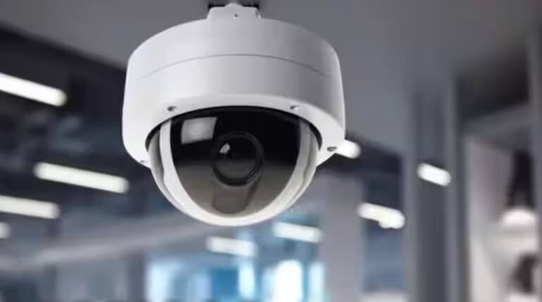 ਹੁਣ ਚੋਰਾਂ ਦੀ ਖੈਰ ਨਹੀਂ! 1500 ਤੋਂ ਵੀ ਘੱਟ ਕੀਮਤ 'ਚ ਲੈ ਆਓ ਆਹ CCTV ਕੈਮਰਾ, ਘਰ ਰਹੇਗਾ ਸੇਫ best-cctv-cameras-for-home-and-office-unders-1500-check-full-list ਹੁਣ ਚੋਰਾਂ ਦੀ ਖੈਰ ਨਹੀਂ! 1500 ਤੋਂ ਵੀ ਘੱਟ ਕੀਮਤ 'ਚ ਲੈ ਆਓ ਆਹ CCTV ਕੈਮਰਾ, ਘਰ ਰਹੇਗਾ ਸੇਫ