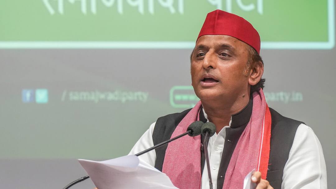 UP उपचुनाव में वोटिंग से 15 घंटे पहले सपा ने करहल, सीसामऊ, कुंदरकी, कटेहरी सीट को लेकर किया बड़ा दावा UP Bypolls 2024 15 hours before voting in UP by-election samajwadi party made claim regarding Karhal Sisamau Kundarki Katehari UP उपचुनाव में वोटिंग से 15 घंटे पहले सपा ने करहल, सीसामऊ, कुंदरकी, कटेहरी सीट को लेकर किया बड़ा दावा