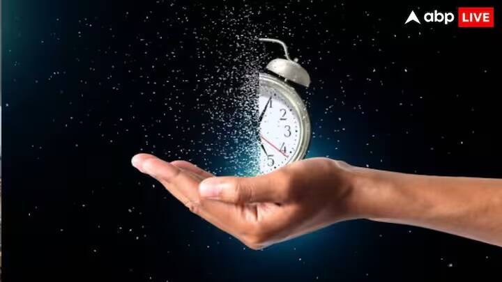 તબીબી વિજ્ઞાનમાં, ડૉકટરો વ્યક્તિની આરોગ્ય સ્થિતિ, જીવનશૈલી અને તબીબી રેકોર્ડના આધારે મૂલ્યાંકન કરી શકે છે કે આયુષ્ય કેટલું લાંબુ ટકી શકે છે. ગંભીર રોગોથી પીડિત દર્દીઓ માટે, આ આગાહી કરવી સરળ હોઈ શકે છે, પરંતુ ચોક્કસ સમયની આગાહી કરવી હજુ પણ અશક્ય છે. કારણ કે જીવન અને મૃત્યુ માત્ર સ્વાસ્થ્યના પરિબળો પર આધારિત નથી.