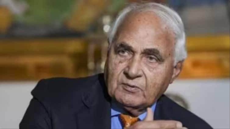‘बिजनेसमैन को राजनीति में नहीं होना चाहिए’, अपनी किताब के विमोचन पर केपी सिंह ने खोल सारे राज DLF Group Chairman Kushal Pal Singh book Why the heck Not released ann ‘बिजनेसमैन को राजनीति में नहीं होना चाहिए’, अपनी किताब के विमोचन पर केपी सिंह ने खोल सारे राज
