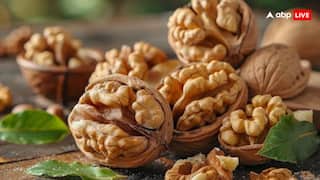 दूध या पानी...किस चीज में भिगोने से ज्यादा फायदेमंद हो जाता है अखरोट