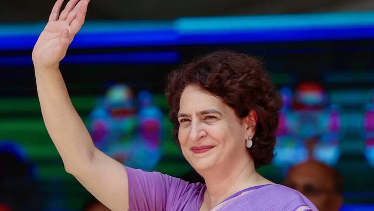 Wayanad Bypoll Result 2024 Priyanka Gandhi Electoral Debut BJP Navya Haridas Wayanad Bypoll Result 2024: Priyanka Gandhi Leading In Electoral Debut, BJP's Navya Haridas Trailing