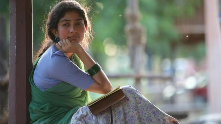 Sai Pallavi Kissa: साउथ की सुपरस्टार एक्ट्रेस साई पल्लवी इन दिनों फिल्म 'रामायण' को लेकर चर्चा में हैं. इसी बीच हम आपके लिए उनका एक सालों पुराना दिलचस्प किस्सा लाए हैं.