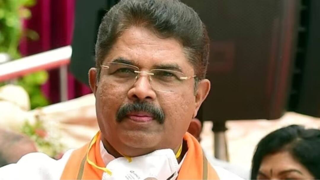 कर्नाटक: नेता प्रतिपक्ष को हनीट्रैप कर HIV संक्रमित करने का था प्लान! BJP विधायक संग साजिश रचने वाला पुलिस इंस्पेक्टर गिरफ्तार