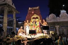 Tirumala: తిరుమలలో వైభవంగా కార్తీక పౌర్ణమి గరుడ సేవ - మాడ వీధుల్లో భక్తులను అనుగ్రహించిన శ్రీనివాసుడు