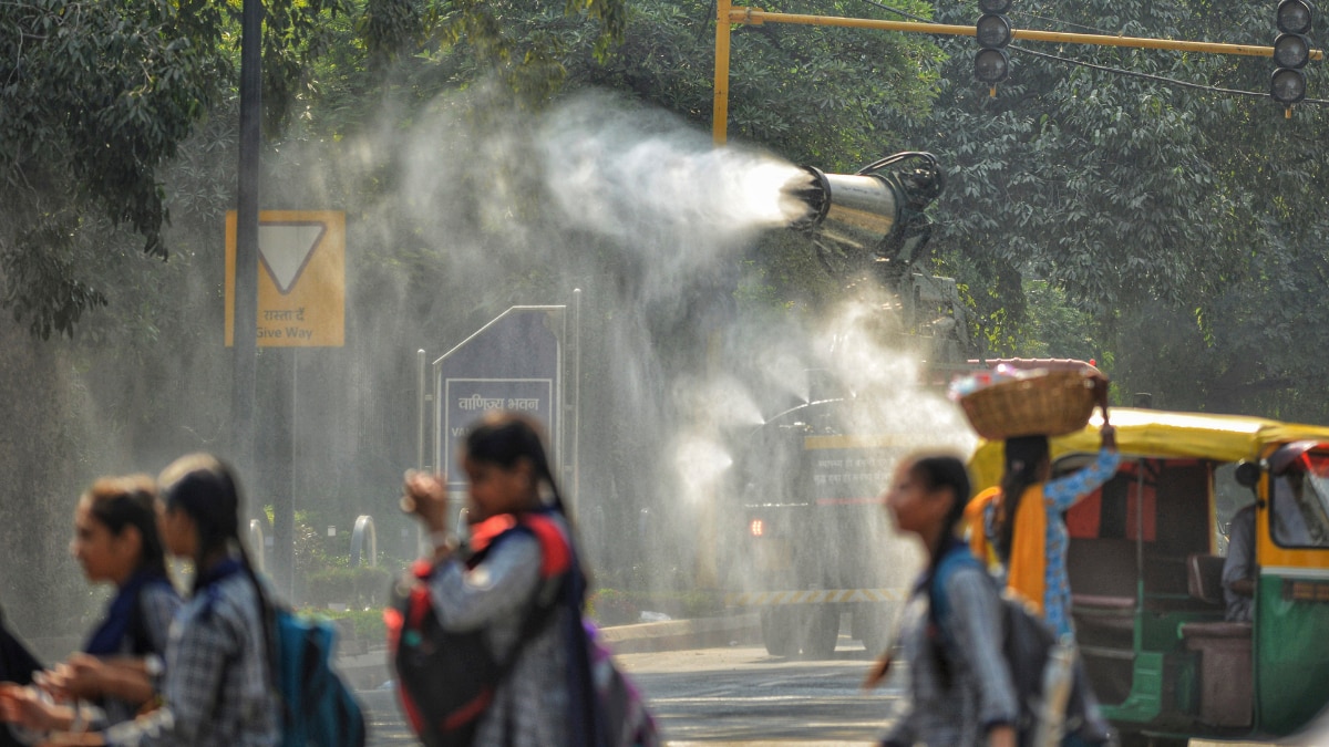 Haryana Govt Orders Closure Of Primary Schools, Plans Online Classes Due To Rise In Air Pollution