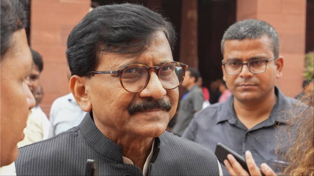 Maharashtra Assembly Election 2024 Shiv Sena UBT MP Sanjay Raut targets PM Narendra Modi Shivaji park rally ann Maharashtra Election: शिवाजी पार्क में PM मोदी की रैली पर संजय राउत ने घेरा, कहा- ‘पता चलेगा कौन कितने...’