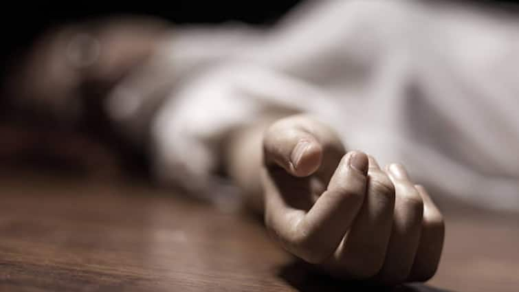 Noida: Man Strangles Girlfriend To Death In Front Of Her 4-Yr-Old Son For Refusing To Leave Husband