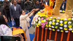 Mamata Banerjee: হাঁটতে হাঁটতে জনসংযোগ, কোলে নিলেন খুদেদের, পাহাড়ে শিশুদিবস পালন মমতার