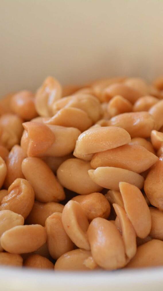 ਸ਼ਰਾਬ ਦੇ ਨਾਲ ਕਿਉਂ ਖਾਂਦੇ ਪੀਨਟਸ?