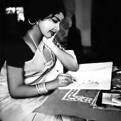 10 हजार साड़ियां,28 किलो सोना...ऐश्वर्या या जूही नहीं ये थीं देश की सबसे अमीर अभिनेत्री, लाइफ पर बन चुकी हैं फिल्म