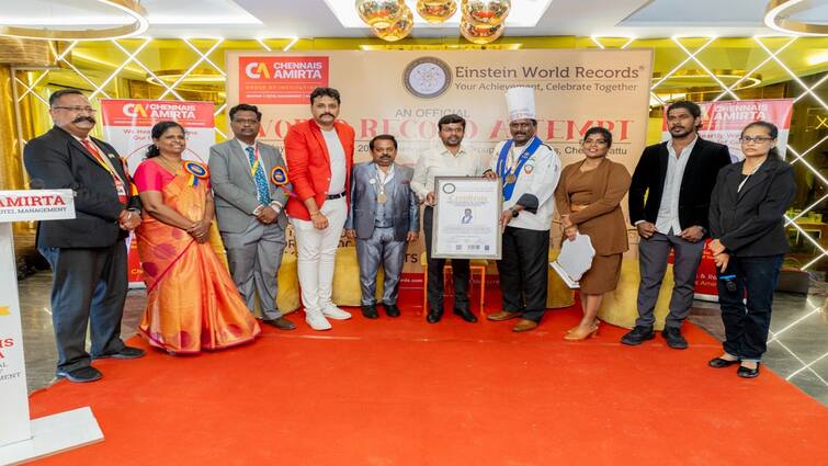 Chennai Amirta creates world record by preparing 1000 varieties of omelettes in 10 Minutes 10 நிமிடங்களில் 1000 வகையான ஆம்லெட்டுகள்.. உலக சாதனை படைத்த சென்னைஸ் அமிர்தா!