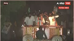 Pawan Kalyan Solapur Road Show : पवन कल्याण यांचा सोलापुरात भव्य रोड शो; नागरिकांची तोबा गर्दी