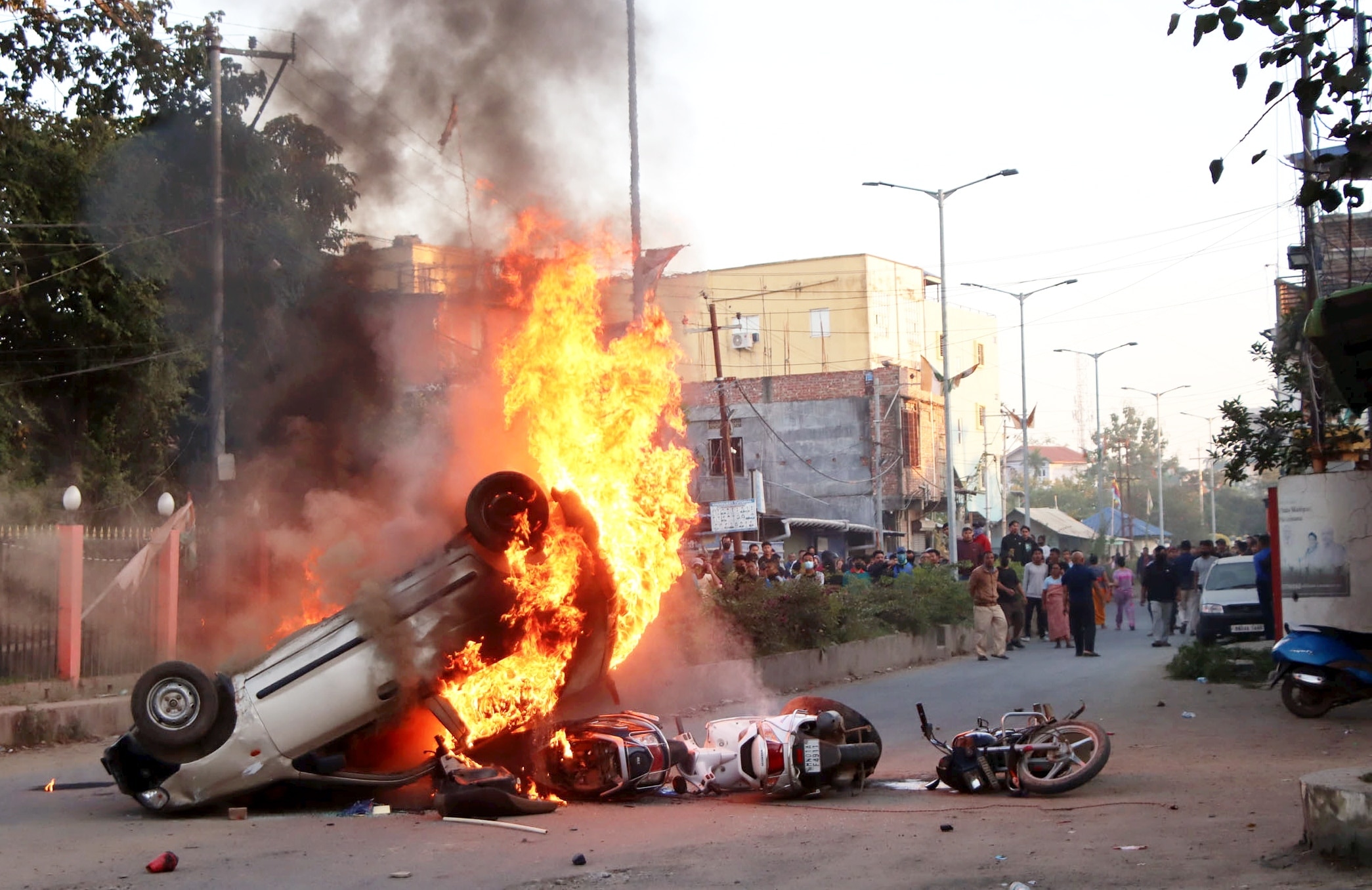 Manipur Violence: Mob Tries To Storm CM Biren Singh's House, Rahul Asks PM Modi To Visit State | Top Points