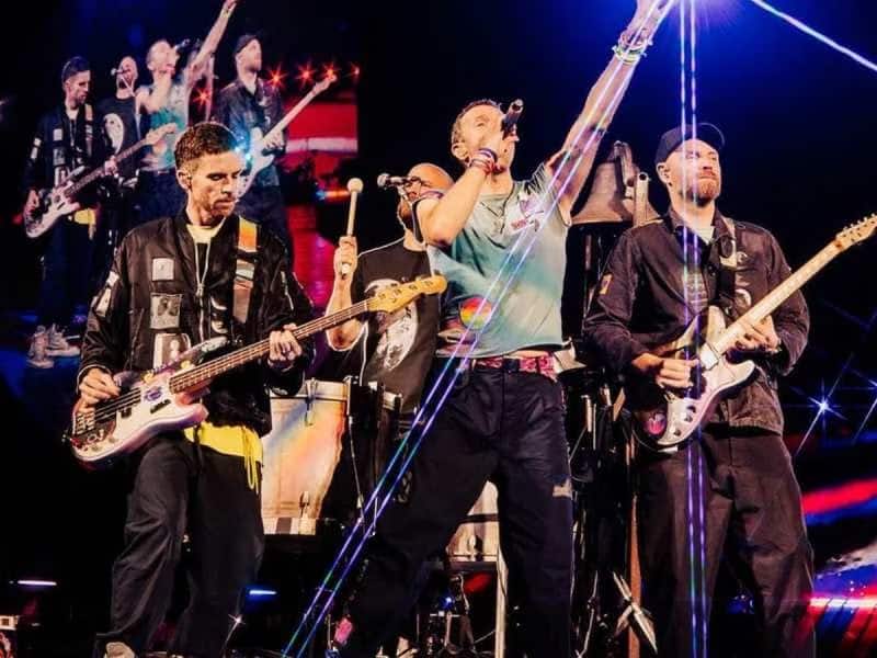 What is Cold Play, for whose tickets there is a long waiting list in Ahmedabad, then the show in Mumbai was houseful કોલ્ડપ્લે શું છે? જેની ટિકિટ માટે ભારતમાં થઇ રહી છે પડાપડી, જાણો કોન્સર્ટ શું છે અને કેવી રીતે યોજાશે