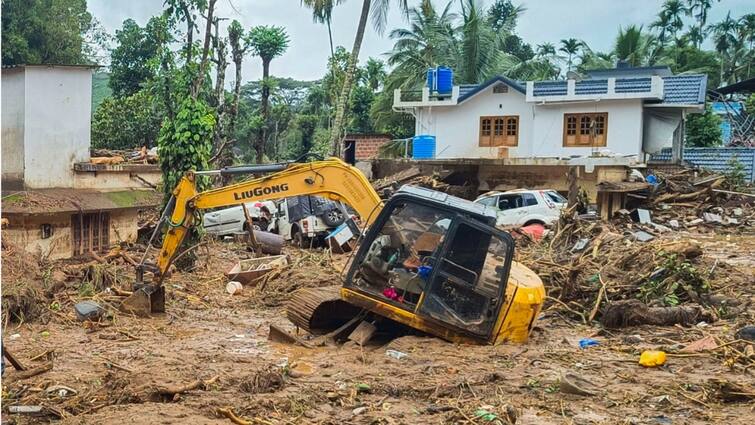 Wayanad Landslide Relief Aid Kerala Govt Slams Centre Governor Backs PM Modi Assurance Kerala Govt Slams Centre Over Wayanad Landslide Relief Aid; Governor Backs PM Modi's Assurance