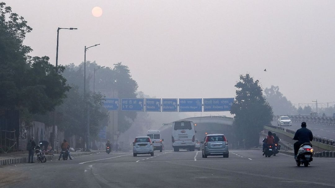Delhi AQI Back In ‘Severe’ Zone As Pollution Levels Rise Again, No Relief In Sight