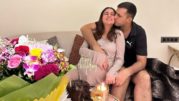 Shraddha Arya and Rahul Nagal celebrate their third wedding anniversary with a homely celebration. Check out the pictures.