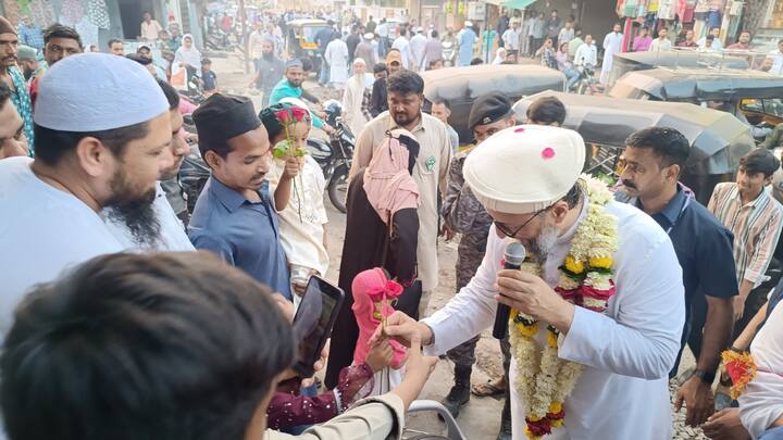 महायुती पर निशाना साधते हुए कहा,