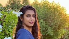 Kasthuri Shankar Arrested: చెవిలో పూవు పెట్టిన కస్తూరి శంకర్..అప్పటి ఫొటోస్ ఇప్పుడు వైరల్!