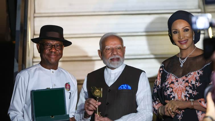 PM Modi Arrives In Nigeria, Presented With 'Key to the City' Of Abuja