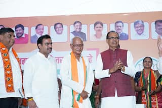 भंडाऱ्यात शरद पवारांना धक्का, माजी आमदार मधुकर कुकडे यांचा भाजपात प्रवेश