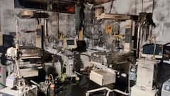 झांसी अग्निकांड: मृतक बच्चों की संख्या बढ़ी, इलाज के दौरान 3 नवजातों ने तोड़ा दम, अब तक 15 की मौत