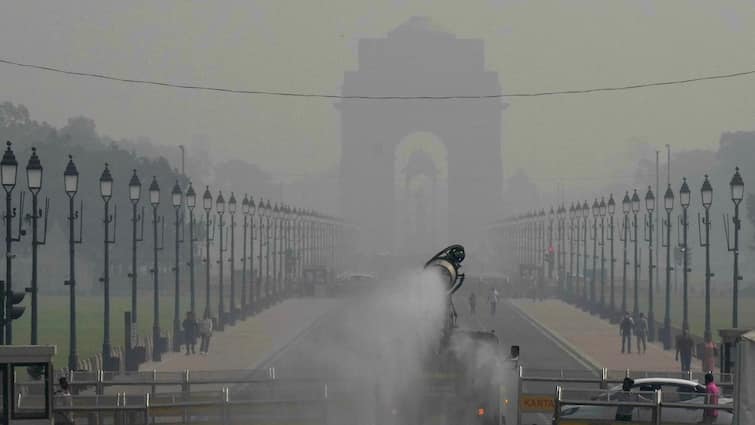 GRAP-4 Pollution Curbs In Delhi As AQI Plunges To 'Severe Plus' Category GRAP-4 Pollution Curbs In Delhi As AQI Plunges To 'Severe Plus' Category
