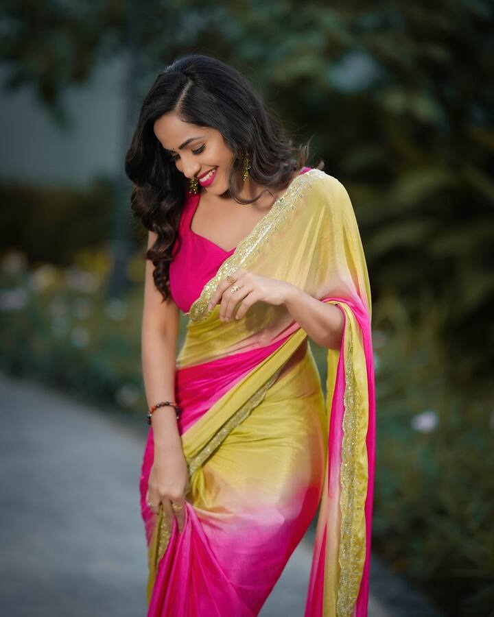ముఖ్యంగా శోభా శెట్టి అంటే గొడవలే అనే రేంజ్​కి వెళ్లిపోయింది. గట్టి స్థాయిలో నెగిటివిటీని మూటకట్టుకుంది శోభాశెట్టి. (Image Source : Instagram/Shobha Shetty)