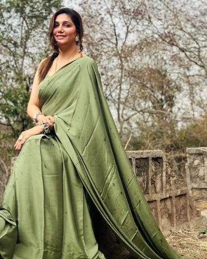 ਜੀ ਹਾਂ, ਸਪਨਾ ਦੂਜੀ ਵਾਰ ਮਾਂ ਬਣੀ ਹੈ। ਜਿਸ ਤਰ੍ਹਾਂ ਸਪਨਾ ਨੇ ਆਪਣੇ ਵਿਆਹ ਅਤੇ ਪਹਿਲੀ ਪ੍ਰੈਗਨੈਂਸੀ ਨੂੰ ਗੁਪਤ ਰੱਖਿਆ ਸੀ, ਉਸੇ ਤਰ੍ਹਾਂ ਹੀ ਉਨ੍ਹਾਂ ਨੇ ਆਪਣੀ ਦੂਜੀ ਪ੍ਰੈਗਨੈਂਸੀ ਨੂੰ ਵੀ ਲੋਕਾਂ ਤੋਂ ਲੁਕੋ ਕੇ ਰੱਖਿਆ ਸੀ। ਅਜਿਹੇ 'ਚ ਜਦੋਂ ਉਨ੍ਹਾਂ ਨੇ ਆਪਣੇ ਦੂਜੇ ਬੇਟੇ ਦਾ ਨਾਮਕਰਨ ਸਮਾਰੋਹ ਆਯੋਜਿਤ ਕੀਤਾ ਤਾਂ ਲੋਕ ਹੈਰਾਨ ਰਹਿ ਗਏ।