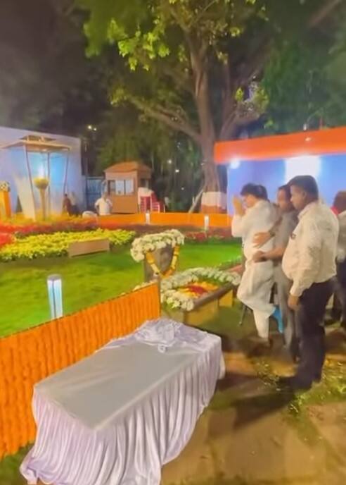 शिवसेनेत असताना सलग तीन वेळेस ते आमदार झाले.