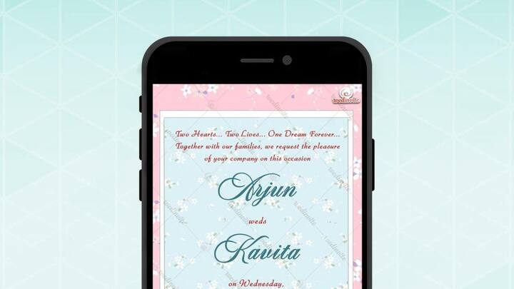 आज के दौर में जो जान पहचान के लोग दूर रहते हैं. या किसी दूसरे शहर में रहते हैं. उन्हें लोग डिजीटली वाॅट्सएप  के जरिए कार्ड भेज देते हैं. कई लोग जहां कार्ड की फोटो खींचकर भेजते हैं. तो वहीं कई लोग कार्ड की पीडीएफ फाइल भेजते हैं.