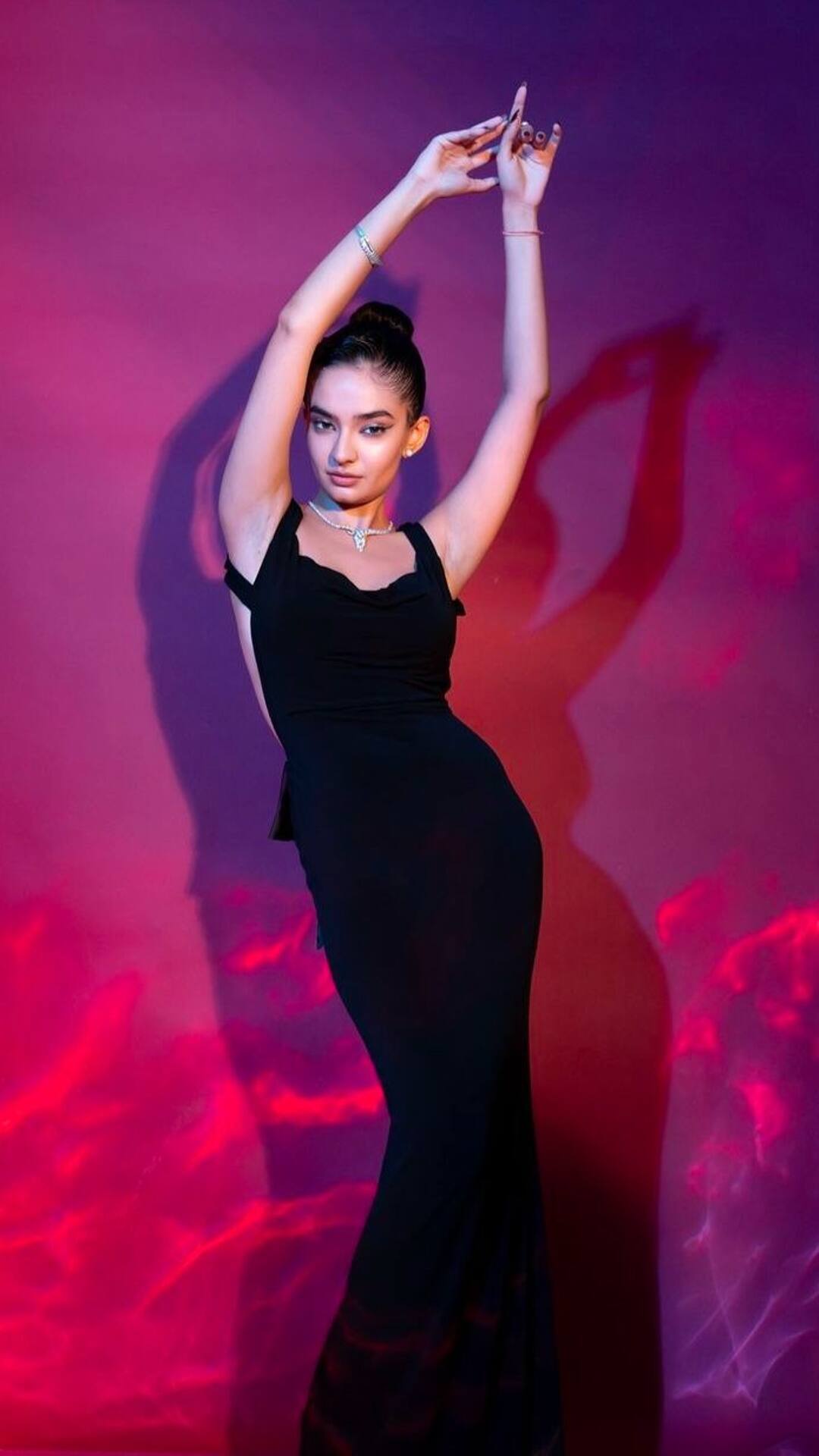 Anushka Sen Channels Audrey Hepburn's Style In Stunning Black Dress